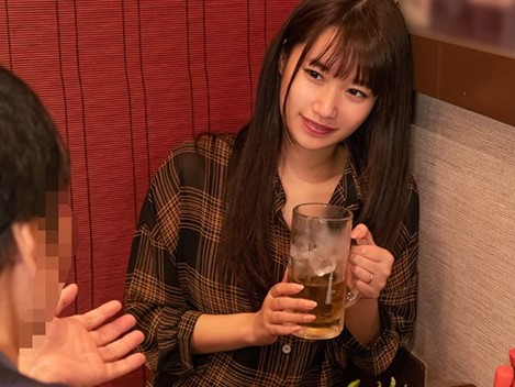 【ナンパ連れ込みSEX隠し撮り】「どうかしら？」デカパイカワイイお姉さんとSEX。