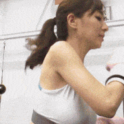 今注目の女子アナの乳揺れまとめ